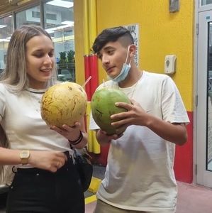 Meet your Posher, Maria elvira